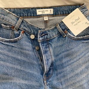 Abercrombie “The Dad” High Rise Criss Cross Jeans